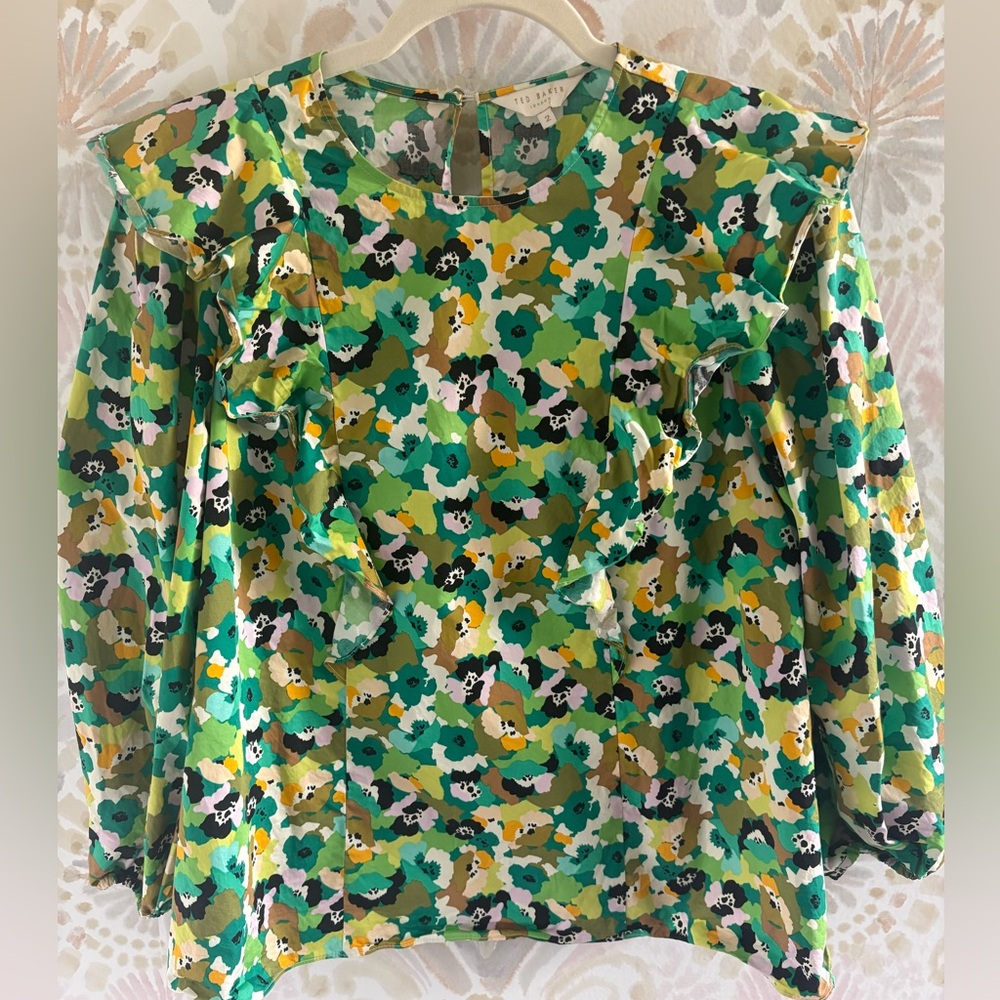 Ted Baker Gigie Printed Frill Shoulder Top in Size 2 - Picture 4 of 9
